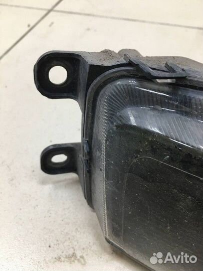 Фара противотуманная передняя левая