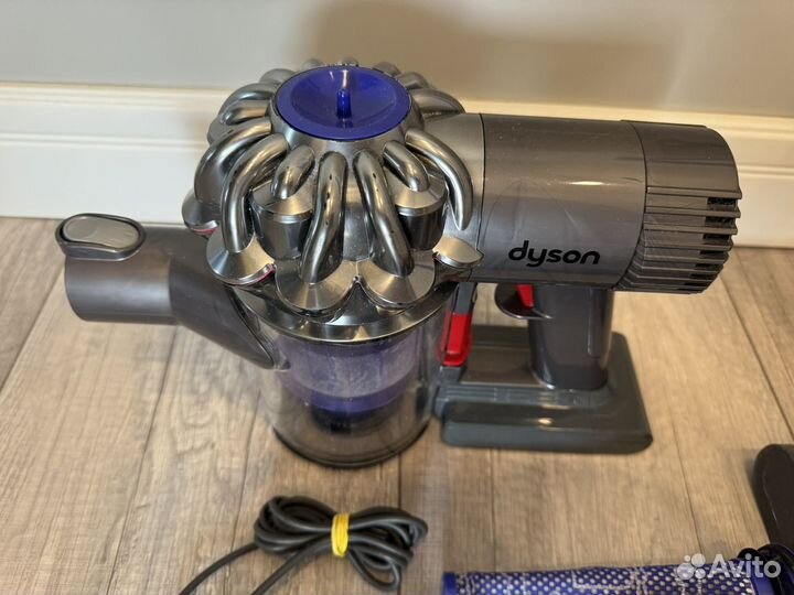 Беспроводной пылесос dyson dc62