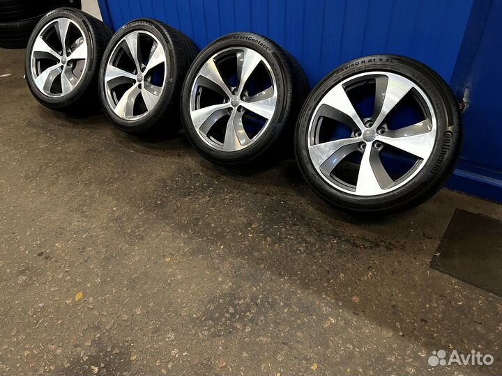 Оригинальные колеса Audi Q7 4M R21