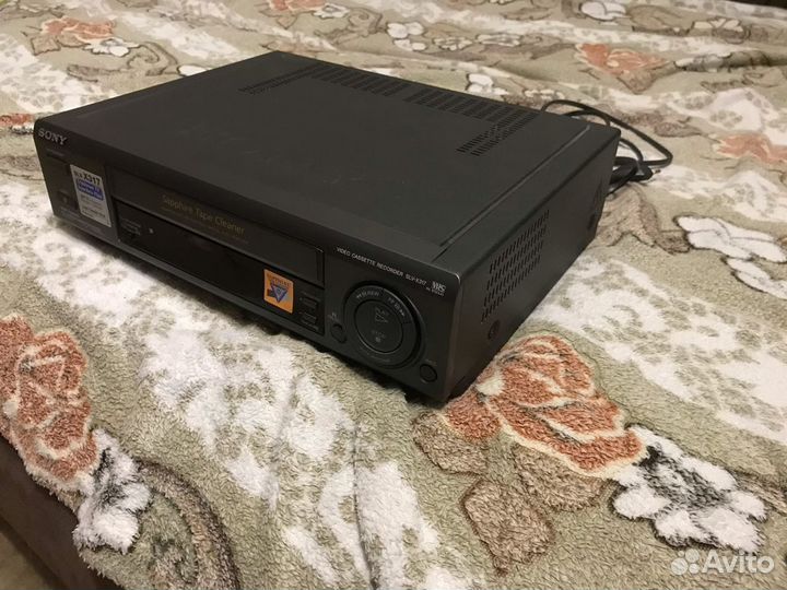 Видеомагнитофон Sony slv-X317