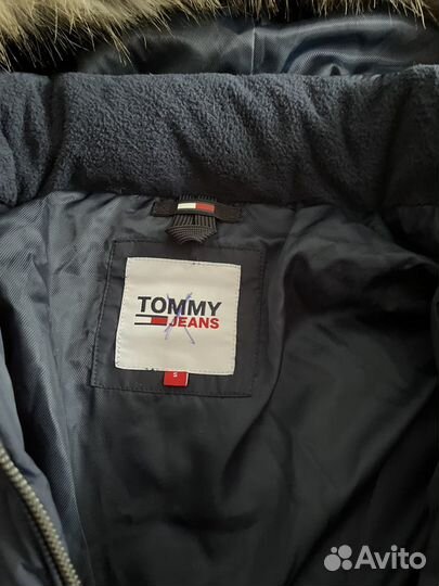 Tommy hilfiger пуховик новый 42/44