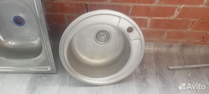 Кухонная мойка из нержавейки