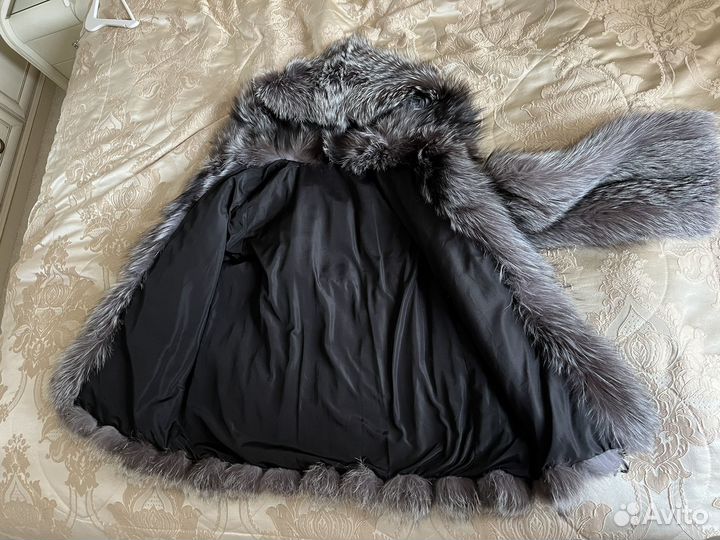 Шуба чернобурка с капюшоном
