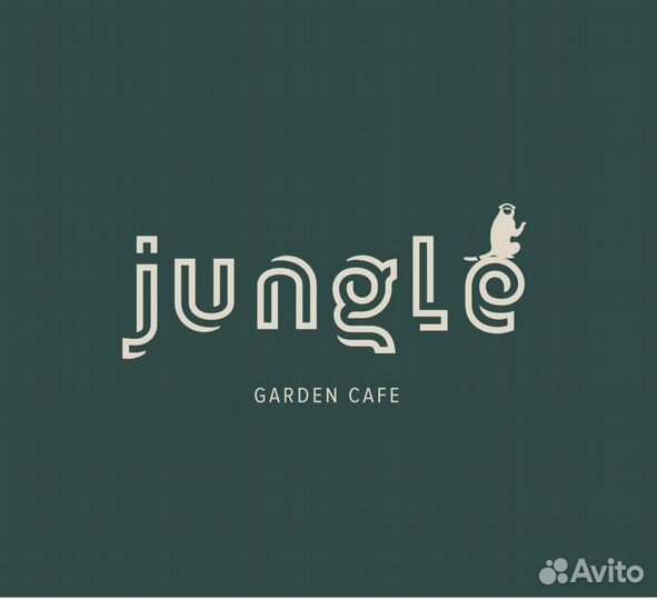 Официант в Garden Cafe Jungle