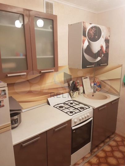 2-к. квартира, 53 м², 1/9 эт.