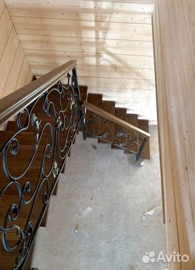 Перила деревянные с монтажем