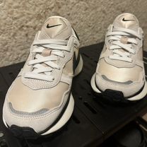 Кроссовки женские NiKE 36, Сочи