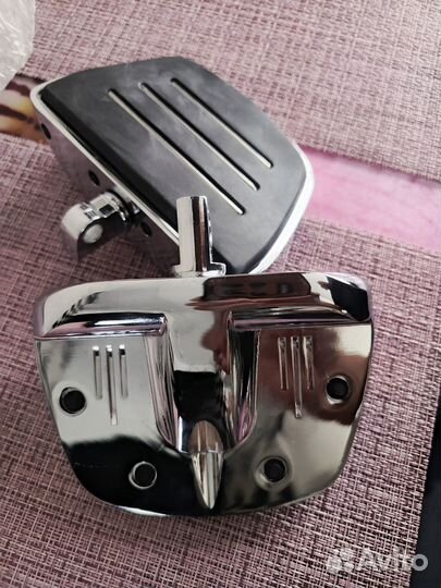 Подножки на мотоцикл