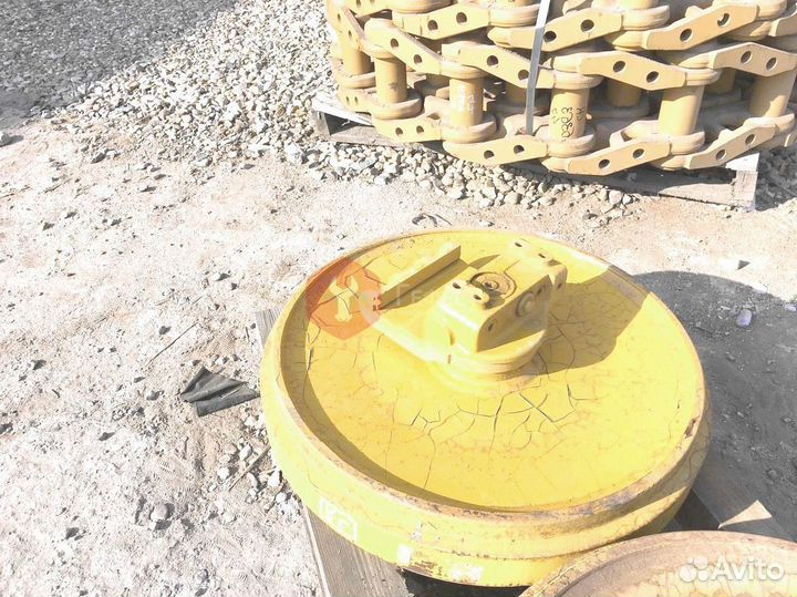 Колесо направляющее Volvo EC135B 14532329