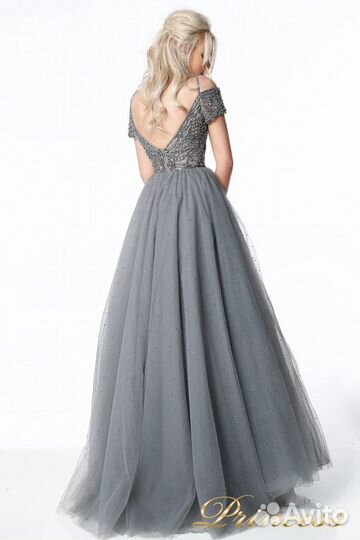 Вечернее платье