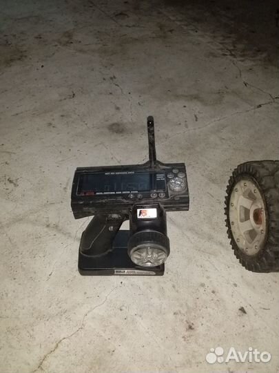 Машинка на радиоуправлении с двс
