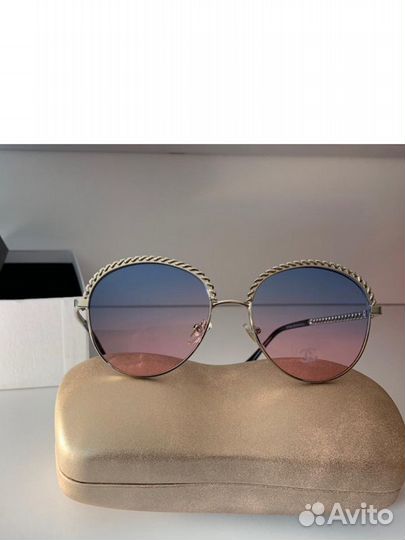 Солнцезащитные очки