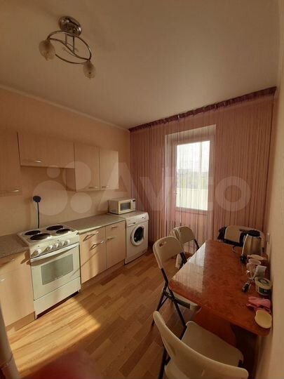 2-к. квартира, 57 м², 10/10 эт.