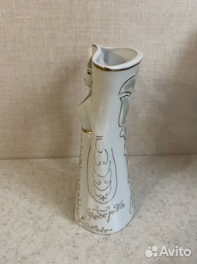 Фарфоровые статуэтки