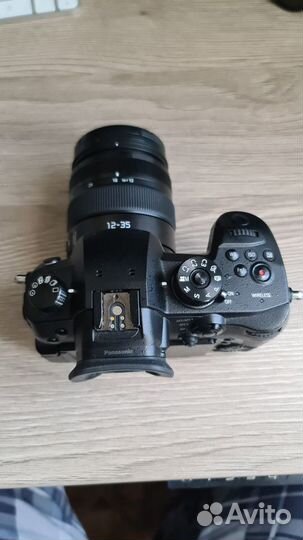 Фотоаппарат Panasonic Lumix GH5 + 12-35mm F2.8II
