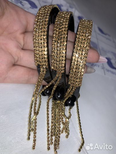 Заколка для волос со стразами