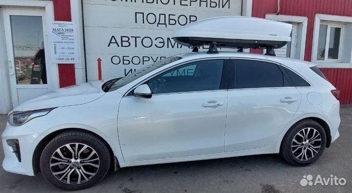 Бокс на крышу Voyage L 440 литров