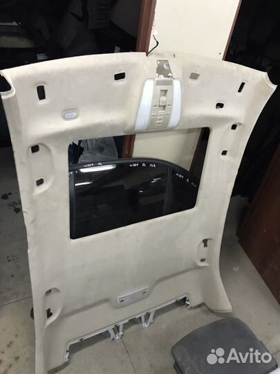 Mercedes benz W212 Обшивка потолка под люк