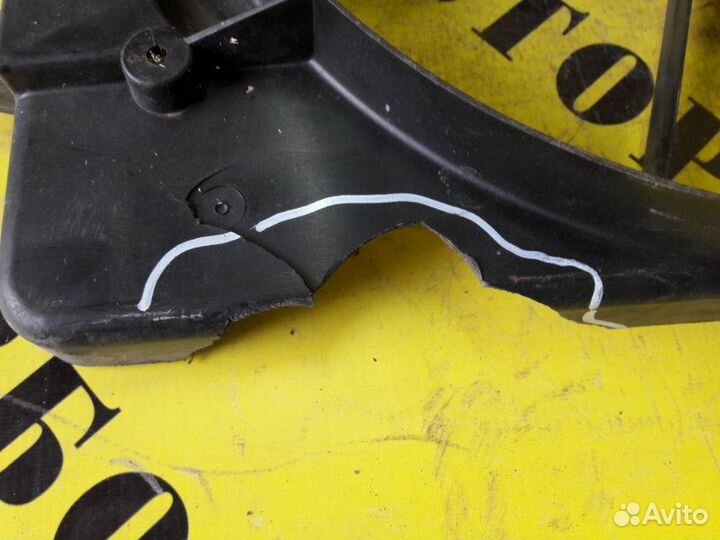 Диффузор вентилятора Chevrolet Cruze 2009-2016