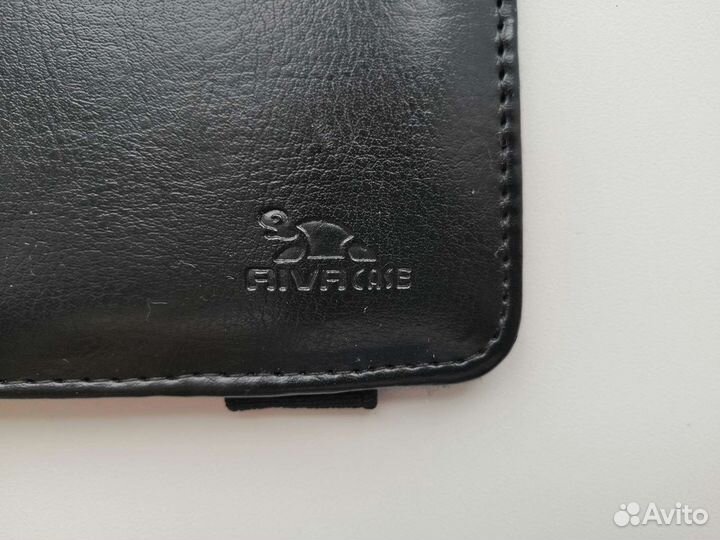 Чехлы для планшета