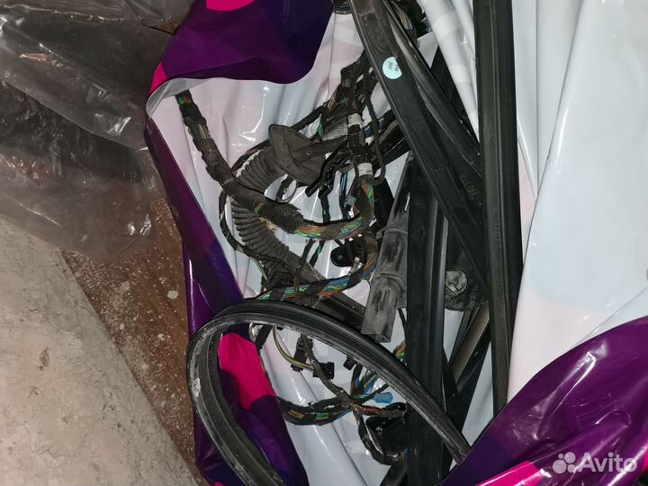 Проводка задней левой двери