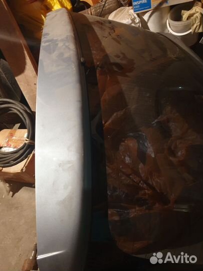 Крышка багажника Toyota Corolla 2001-2006