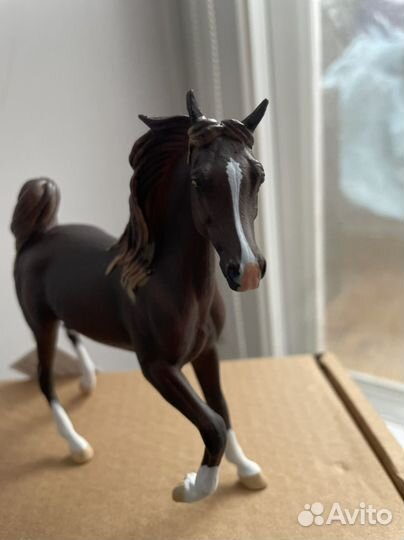 Фигурка лошадь Collecta арабская кобыла каштановая