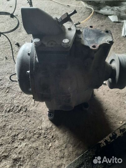 Компрессор автомобильный