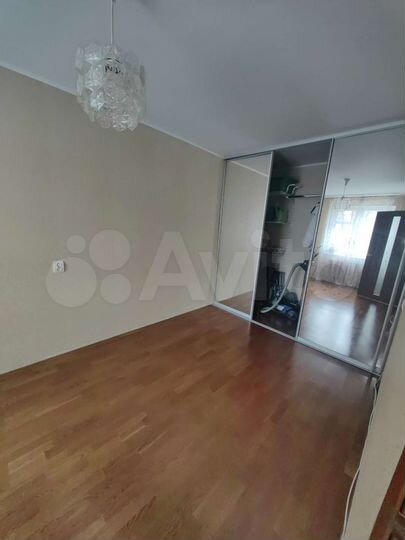 3-к. квартира, 56 м², 1/5 эт.