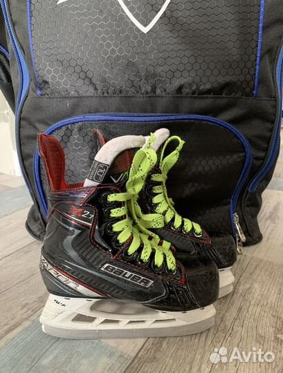Детские хоккейные коньки Bauer размер 28