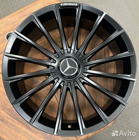 Новые диски R19 AMG на Mercedes-Benz E Class