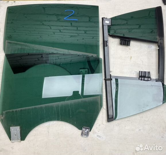 Комплект задних тонированных стекол passat cc