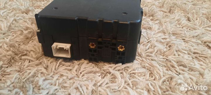 Электронный блок управления тормозами на RX 400h