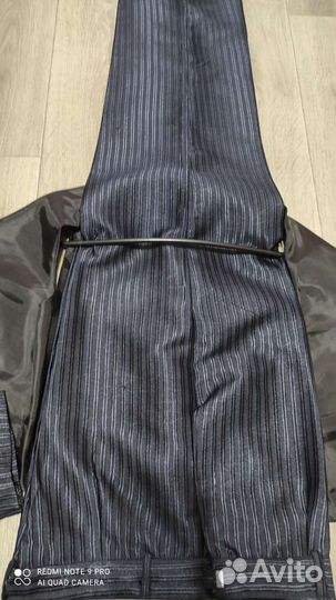 Школьный костюм новый