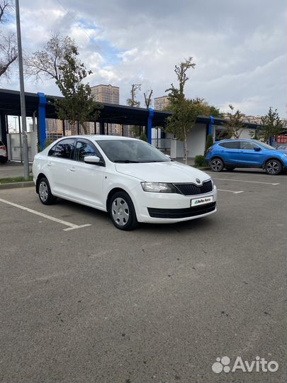 Skoda Rapid 1.6 AT, 2015, 194 500 км