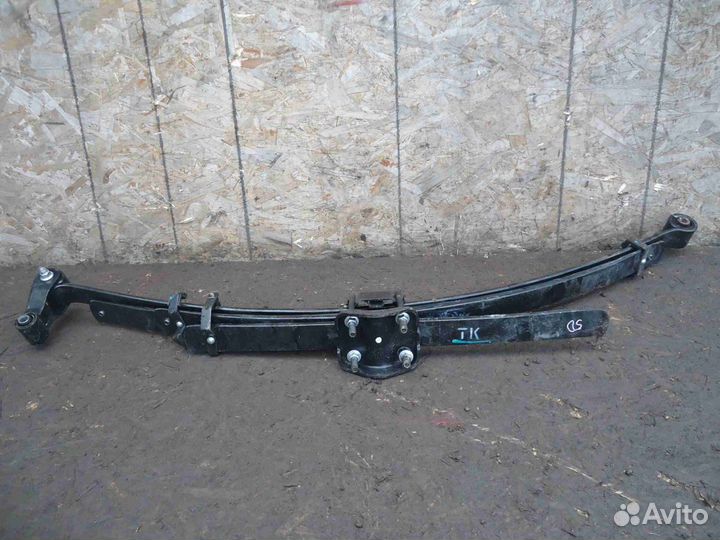 Рессора задняя Nissan Titan 2 Crew Cab