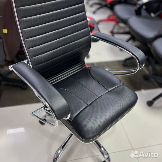 Компьютерное кресло Metta Комплект 6 (цвета)