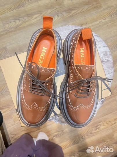 Полуботинки женские