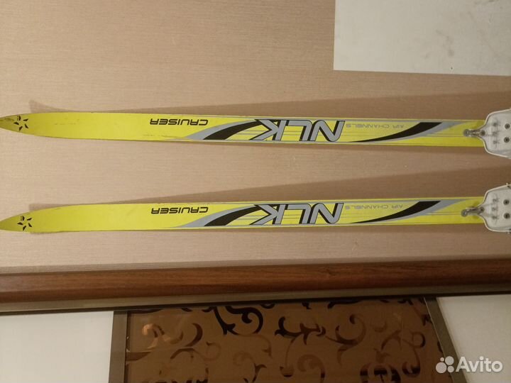 Беговые лыжи