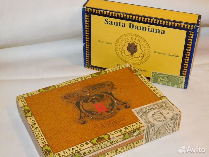 Старая деревянная коробка от Кубинских сигар