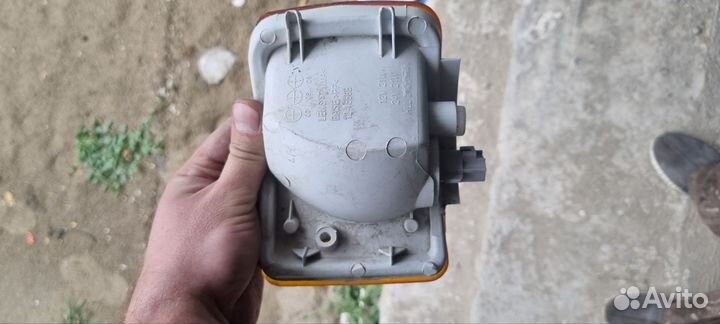 Поворотник toyota duna ly212