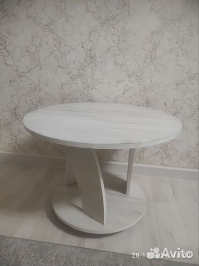 Журнальный столик круглый бу