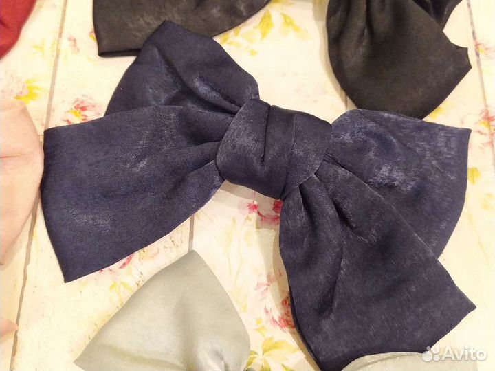 Заколка бант (мокрый шёлк)