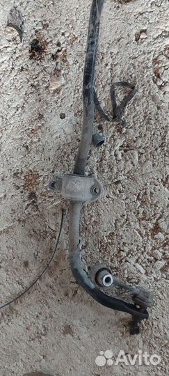 Стабилизатор задний на Volkswagen Phaeton