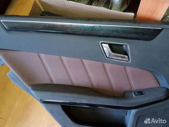 Карта двери задней левой Mersedes Benz W212