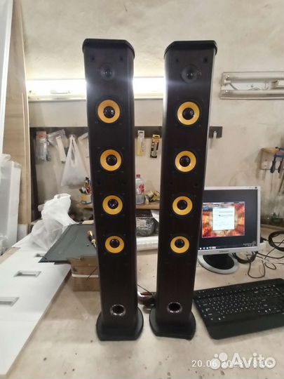 Напольная акустика 2 шт от аve C160