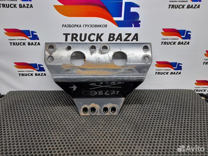 Кронштейн опоры двигателя задний левый