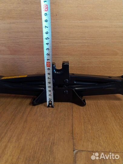 Домкрат. Lexus CT200H. Япония. #1766