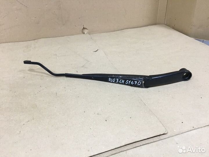 Поводок дворника левый Kia Rio 3 QB