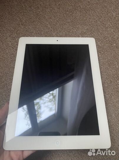 iPad 4 32gb cellular MD520E/A